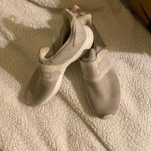 Adidas very user size 10